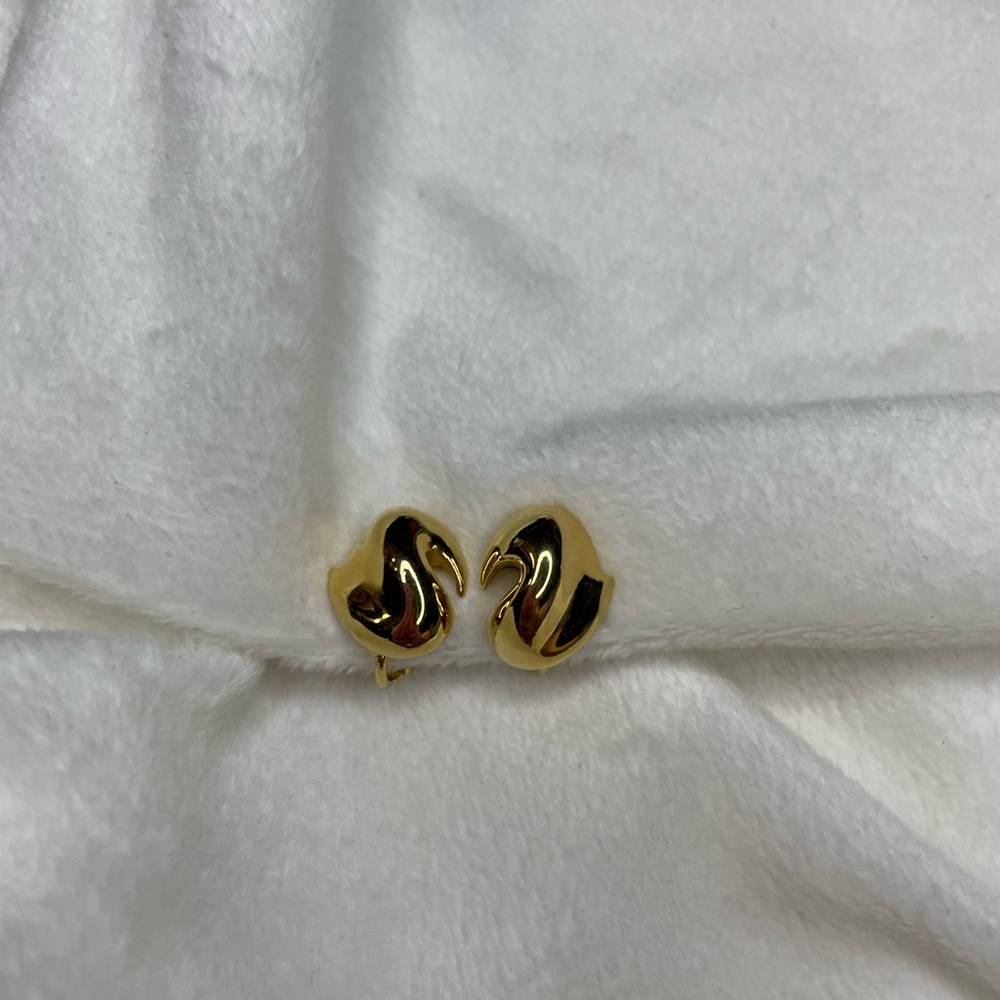 Givenchy Gold Tone Earrings 💛